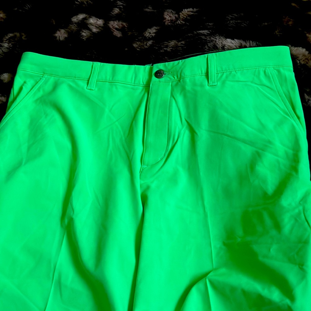 NWOT adidas golf shorts size 36